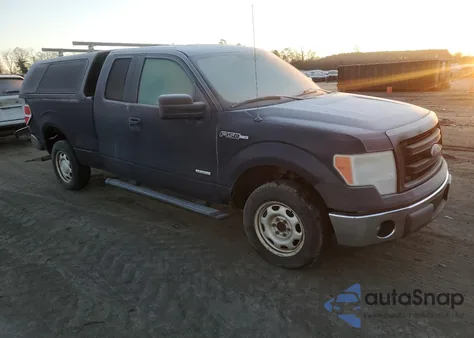 2013 Ford F150 Super Cab z USA, uszkodzony, nr VIN 1FTFX1CT4DKD83484